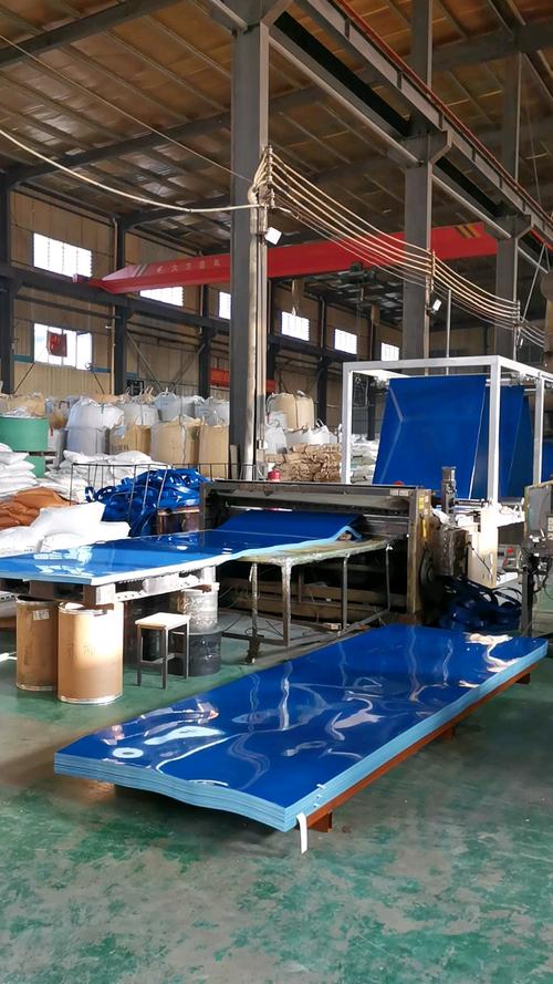 PE塑料板在包装防护领域的应用 端护板、发泡板、实心板与周护板详解
